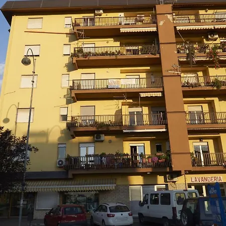 Oda ve Kahvaltı La Perla Del Sole