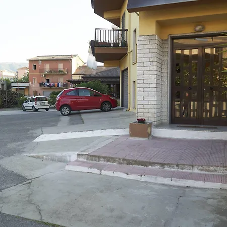 La Perla Del Sole Oda ve Kahvaltı 3*